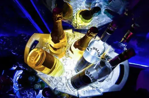 Club image 2